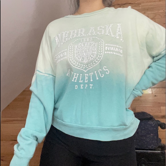 Forever 21, blue sweatshirt - Picture 2 of 2